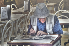 G7_Ausstellung_18-Leser-mit-Hut-Wolgang-Hiob-AGFO-scaled